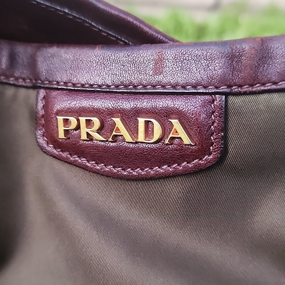 Prada Milano Green Nylon and Brown Leather Hobo Shoulder Bag with Gold hardware - Picture 5 of 16
